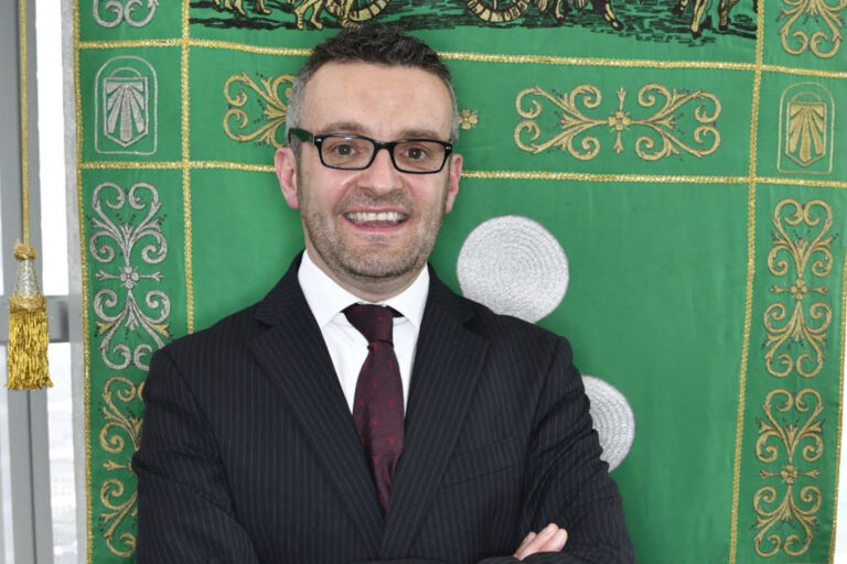 Lombardia: da gennaio 2019 stop all’assegno di cura!